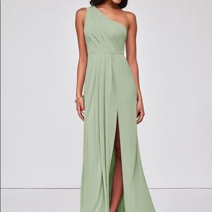 Azazie “Mady” Bridesmaid Dress in Dusty Sage Size 6